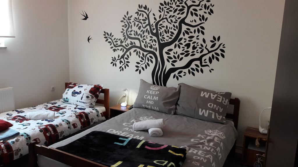Camera Familiare con Bagno Privato